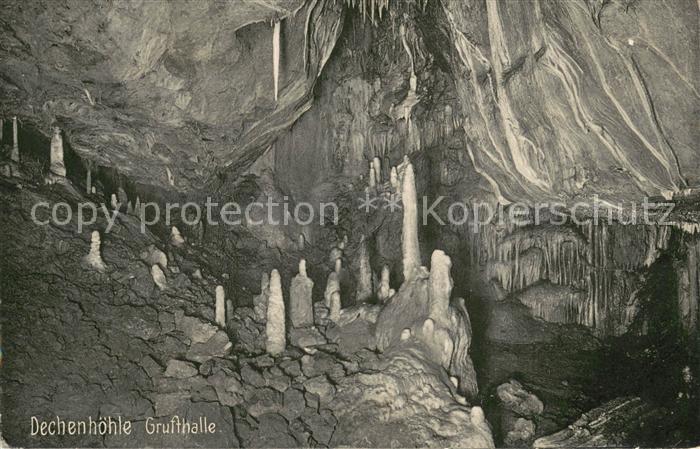 Gruene Iserlohn Dechenhoehle Grufthalle Tropfsteine