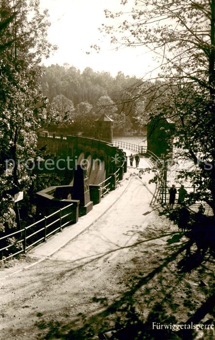 Fuerwiggetalsperre Partie auf der Staumauer