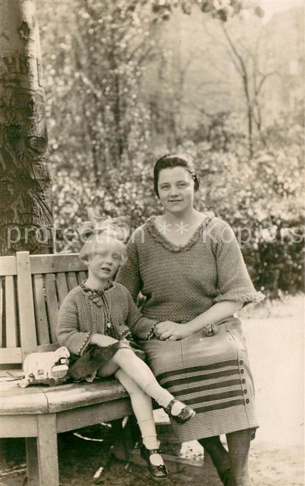 Charlottenburg Mutter und Tochter