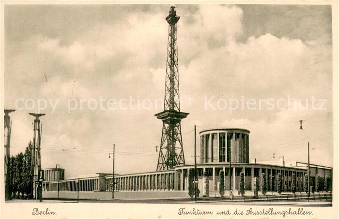 BERLIN  CITY Funkturm und die Austellungshallen