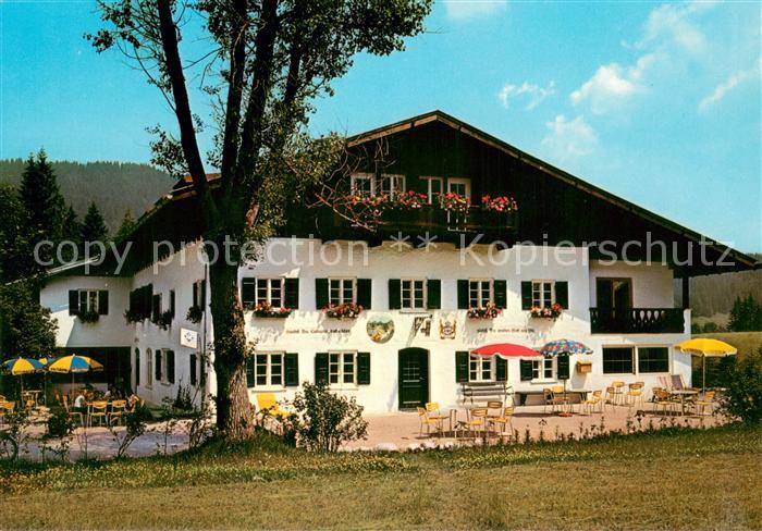 Wetterstein Gaestehaus Alpengut Elmau Aussenansicht m. Terrasse
