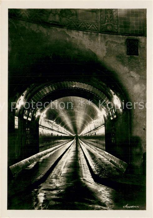 HAMBURG  CITY Elbtunnel