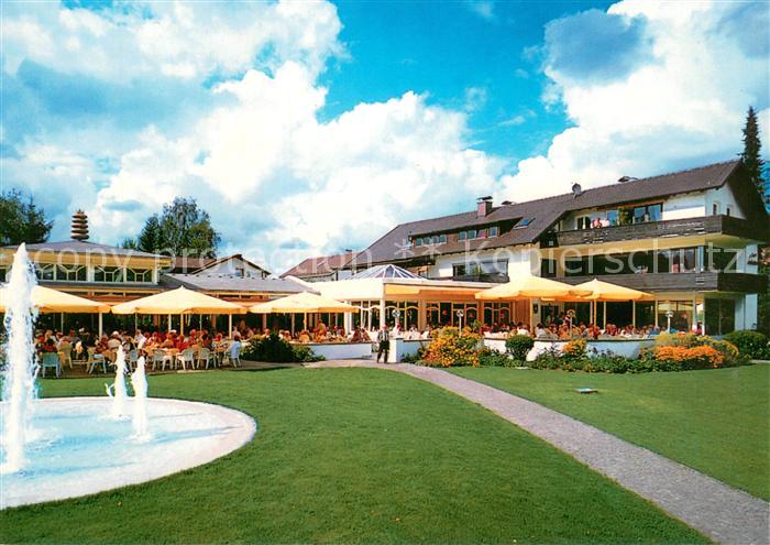 Bad Woerishofen Konditorei-Cafe Schwermer Aussenansicht mit Terrasse