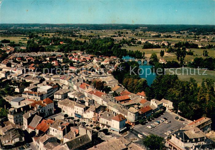 Montpon sur l Isle Vue d’ensemble aerienne et les bords de L Isle