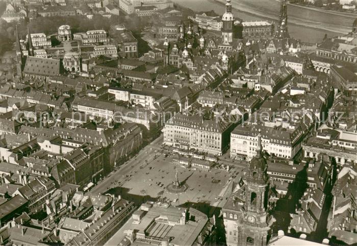 DRESDEN Elbe Fliegeraufnahme mit Altmarkt