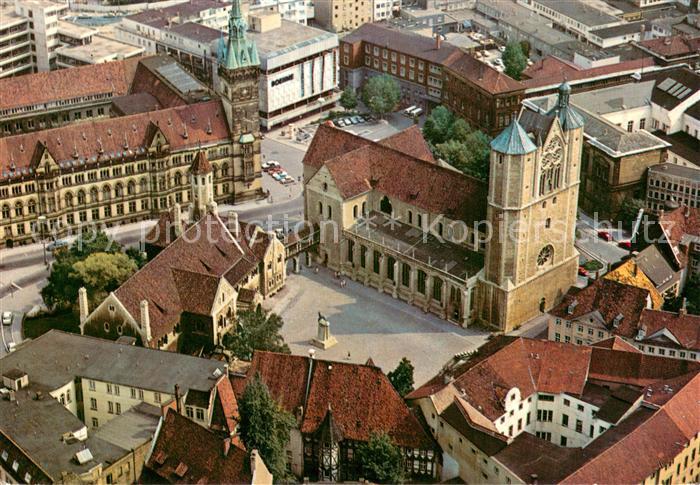 BRAUNSCHWEIG  CITY Burgplatz und Rathaus