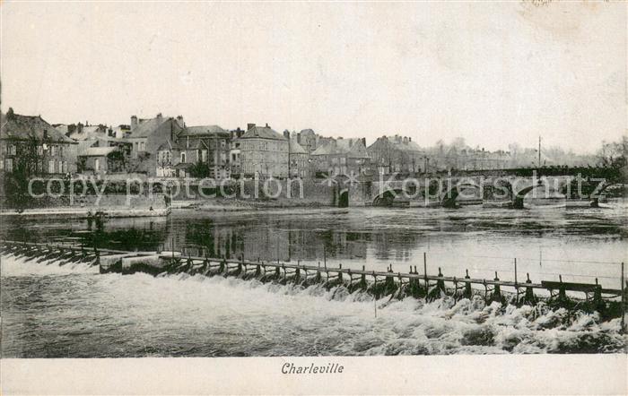 Charleville 08-Mezieres Partie an der Maas