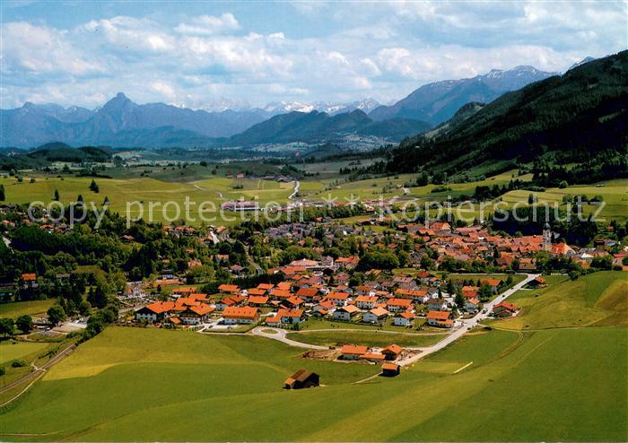 Nesselwang Allgaeu Bayern Gesamtansicht mit Alpenpanorama