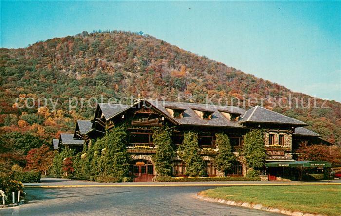Bear Mountain Hotel in Bear Mountain State Park