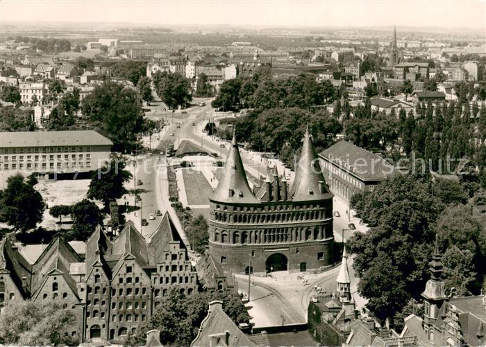 LueBECK  CITY Stadtpanorama mit Holstentor
