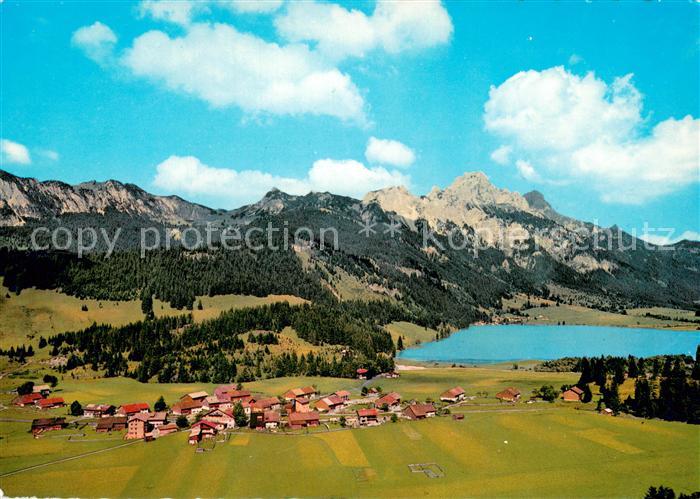 Haldensee im Tannheimer Tal mit Rot Flueh Fliegeraufnahme