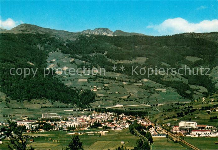 Sterzing Suedtirol Panorama mit Brenner Autobahn