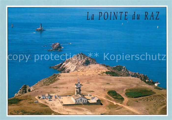Pointe du Raz Le semaphore et le phare de la Vieille Vue aerienne