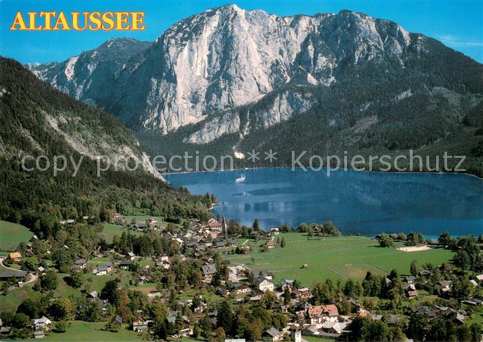 Altaussee Fliegeraufnahme mit Altausseersee und Trisselwand