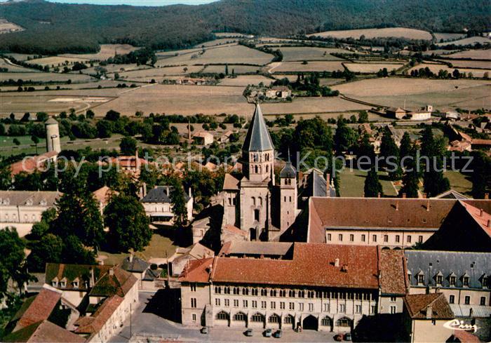 Cluny 71 Vue aerienne l’Abbaye et Ecole des Arts et Metiers