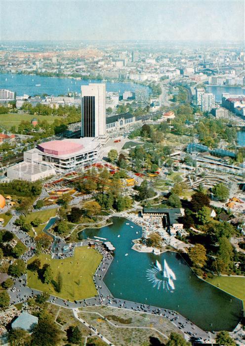 HAMBURG  CITY Blick vom Fernsehturm auf Congress Centrum und Alster