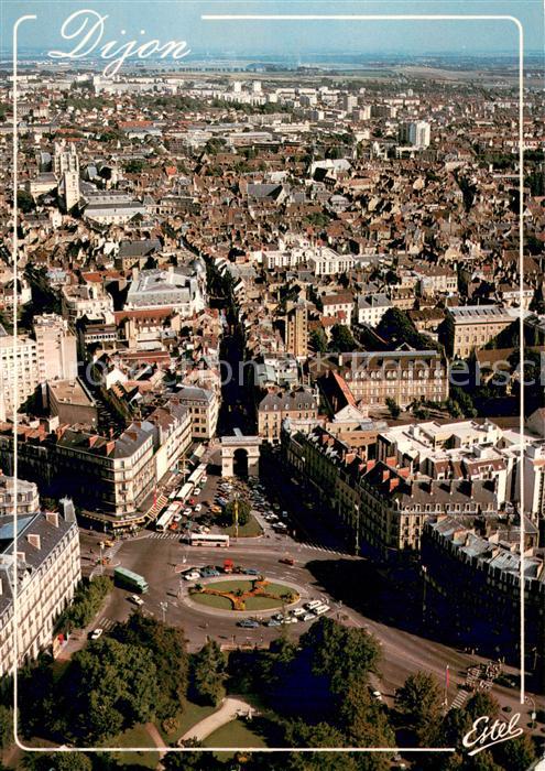 Dijon 21 Vue generale aerienne La place Darcy et la porte Guillaume prolongee pa