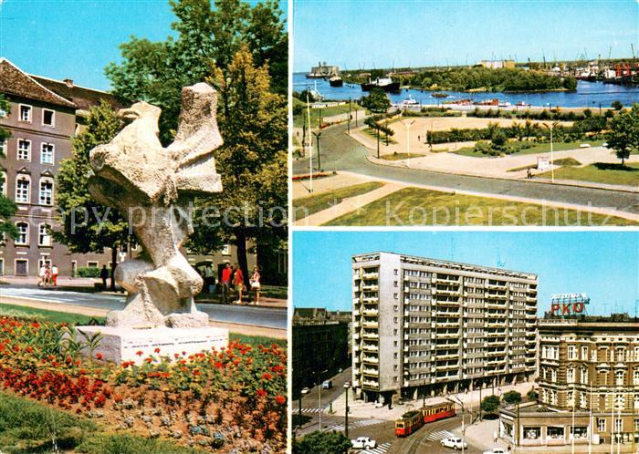 Szczecin Stettin rzezba Gryfa Pamarskiego przed siedzibq Prezydium Miejskiej Rod