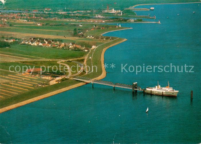 Brunsbuettel Elbefaehre Cuxhafen-Brunsbuettel Faehrschiff Schleswig Holstein am