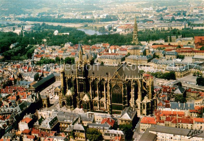 Metz  57 Moselle Cathedrale Saint Etienne vue aérienne