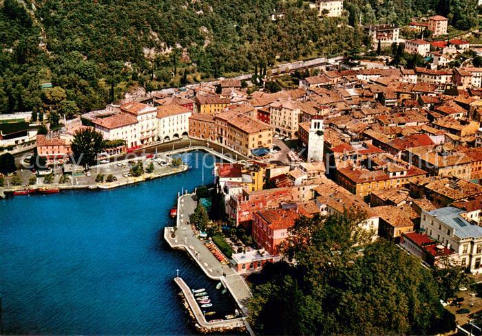 Riva del Garda Ort am Gardasee Hafen