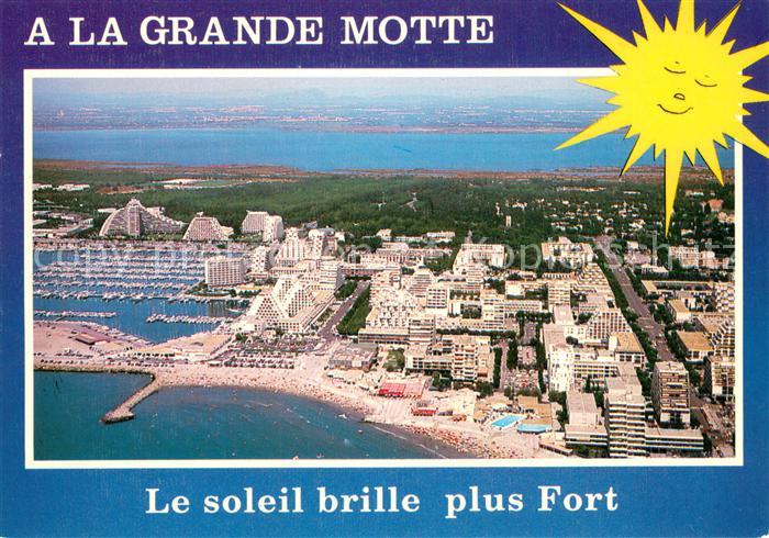 La Grande-Motte Vue aérienne de la plage et du port de plaisance Soleil