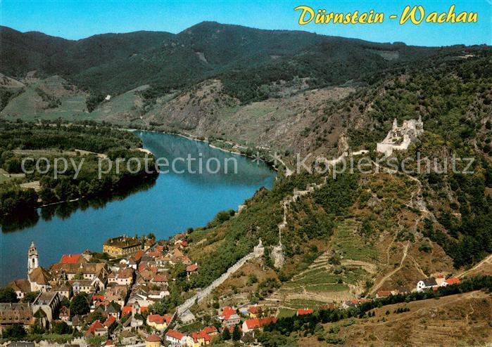 Duernstein Wachau Panorama mit Blick auf die Donau