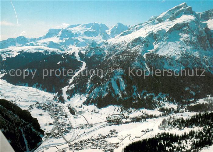 Corvara Pustertal Suedtirol Winterpanorama Dolomiten