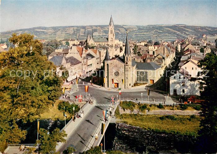 Bad Neuenahr-Ahrweiler Kurgartenbruecke mit Ev Kirche