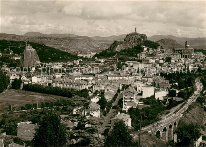Le Puy-en-Velay Vue generale aerienne la Basilique Notre Dame du Puy et la Haute