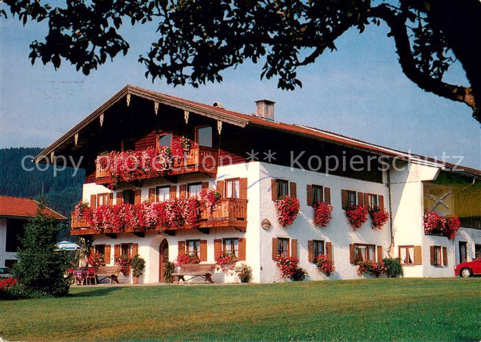 Inzell Traunstein Bayern Neuhaus Hof Gaestehaus Pension Blumenschmuck