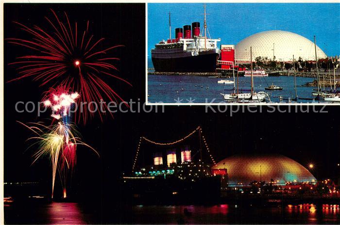 Long Beach California Oceanliner Queen Mary Feuerwerk Hafen Nachtaufnahme