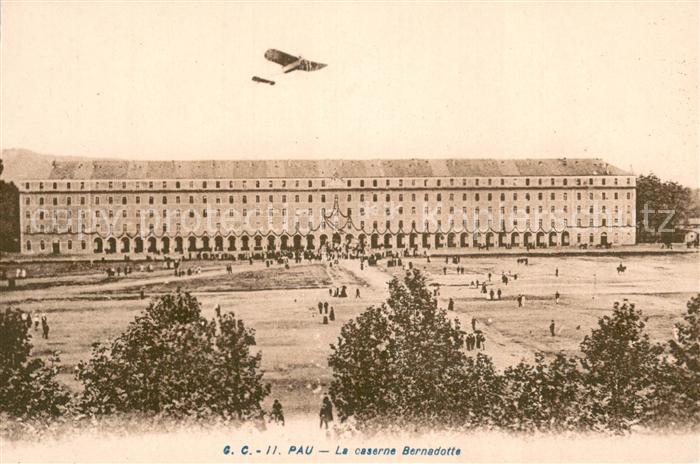 Pau 64 Caserne Bernadotte Avion