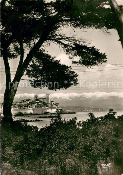 Antibes Alpes Maritimes Les remparts et les Alpes