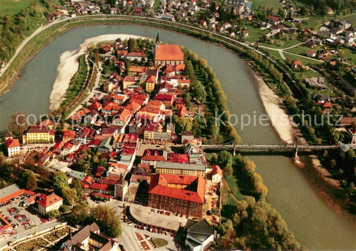 Laufen Salzach Fliegeraufnahme mit Schloss Castellum ad Louffi Stiftskirche Rath