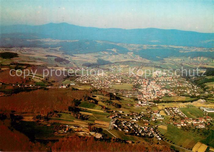 Grafenau Niederbayern Fliegeraufnahme Gesamtansicht m. Bayerischer Wald
