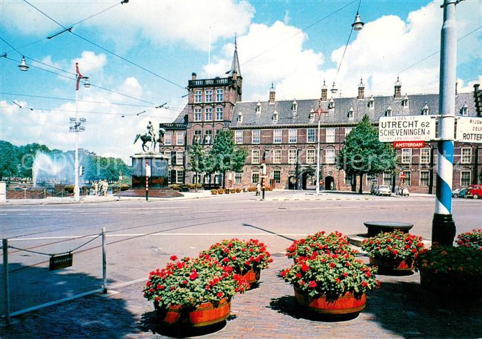 Den Haag Buitenhof met regeringsgebouwen