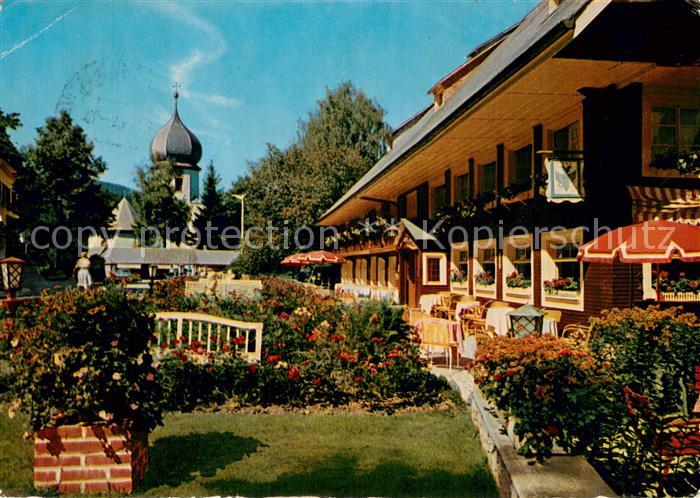 Hinterzarten Breisgau-Hochschwarzwald BW Parkhotel Adler Terrasse Blick zur Kirc