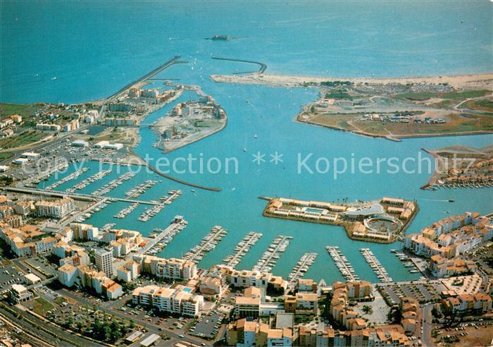 Cap-d Agde Le port de plaisance vue aérienne