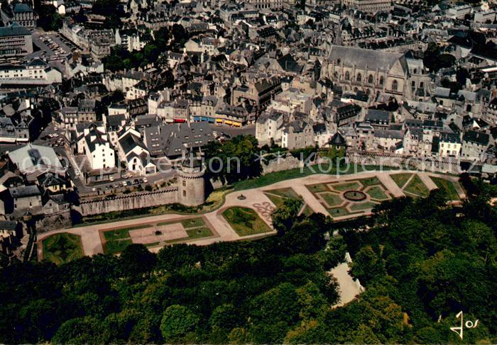 Vannes 56 Les jardins devant les remparts vue aérienne