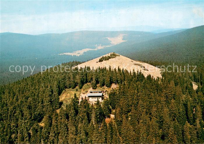 Lusen Bayerischer Wald mit Schutzhaus Blick in die CssR