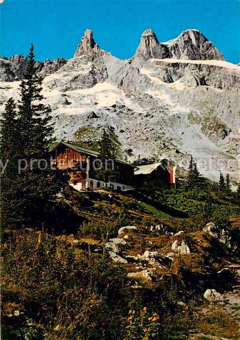 Tschagguns Vorarlberg Lindauer Huette mit Drei Tuermen