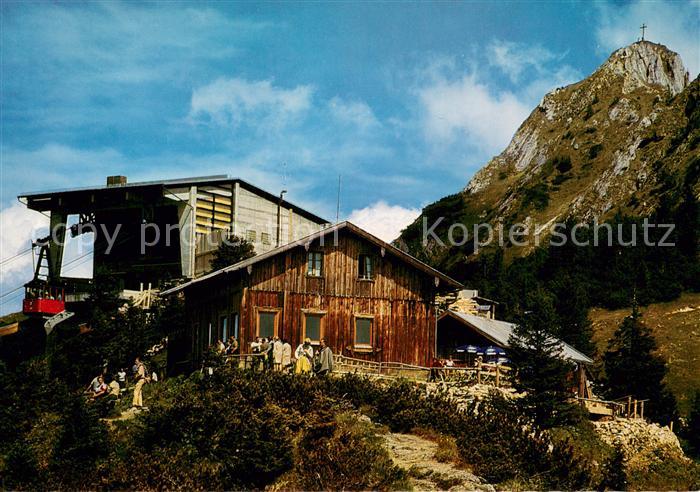 Tegelberghaus 1720m Allgaeu Tegelbergbahn Bergstation mit Tegelberghaeusern und