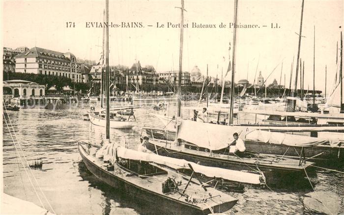 Evian-les-Bains 74 Le Port et Bateaux de Plaisance