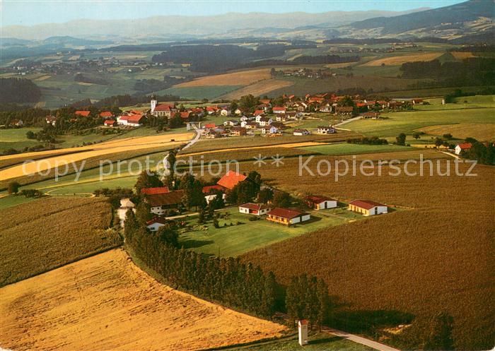 Kellberg Ferienidyll Maxhoehe Fliegeraufnahme