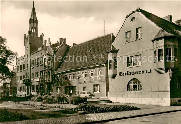 Bitterfeld Sachsen-Anhalt Rathaus und Kreismuseum
