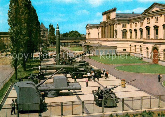 DRESDEN Elbe Armeemuseum der DDR Freigelaende