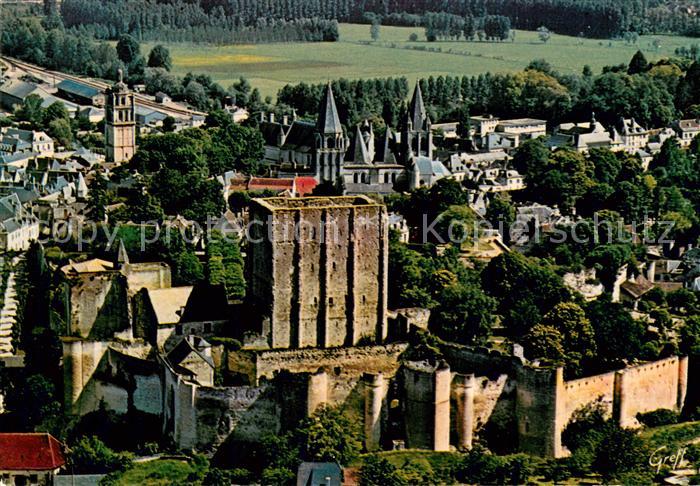 Loches 37 Le Donjon et les Tours bec