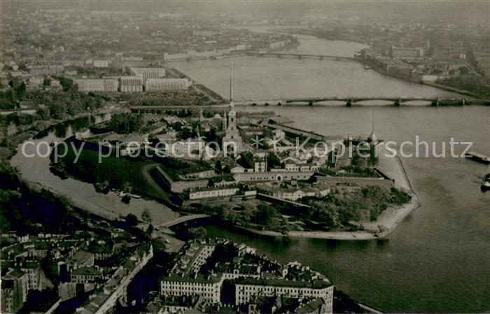 Russland Fliegeraufnahme Stadtinsel Bruecke