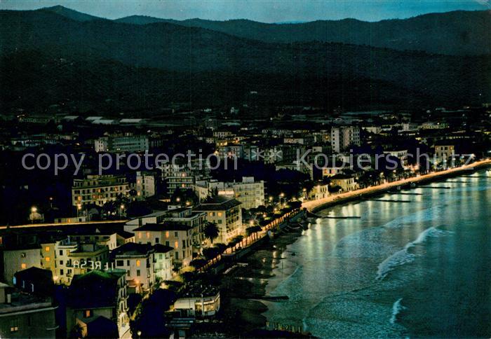 Diano Marina Panorama bei Nacht